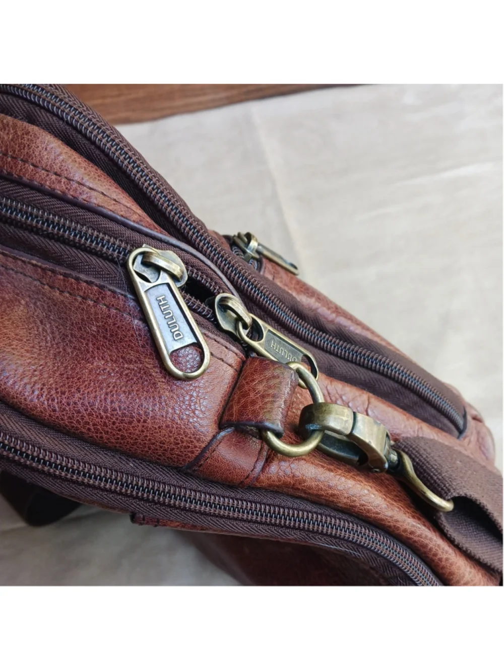 Duluth Trading Company Lifetime Brown Patina Leather Vintage Crossbody Bag